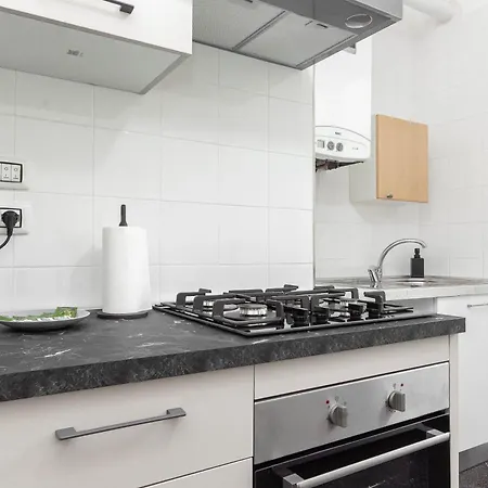 Cozy Apartment, 400m From Beaches And Sea Апартаменты
